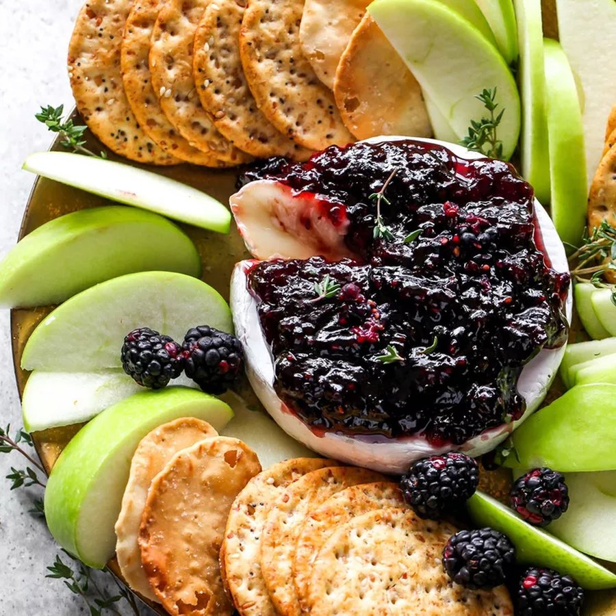 Baked Brie with Blackberry Jam