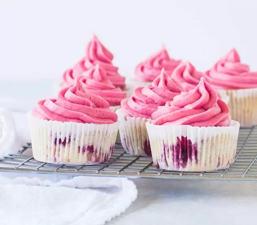 Small Raspberry Cupcakes