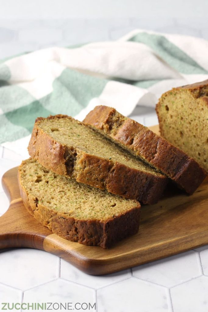 Zucchini Bread with Sour Cream, Applesauce, and Cinnamon
