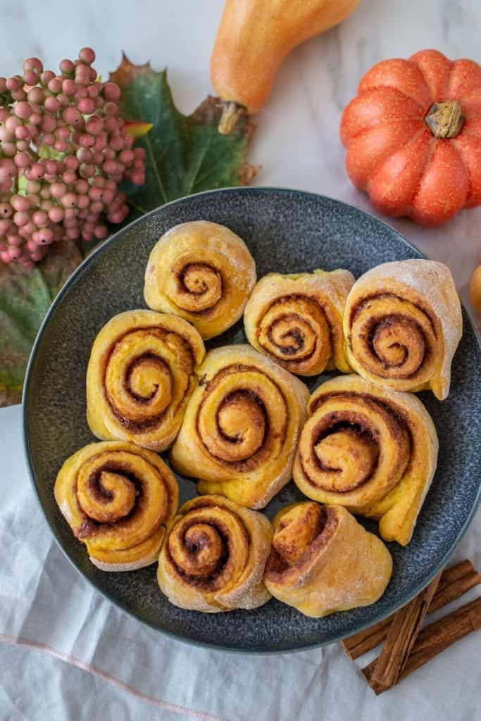 Pumpkin Spice Cinnamon Rolls